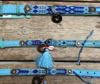 Halsband blauw